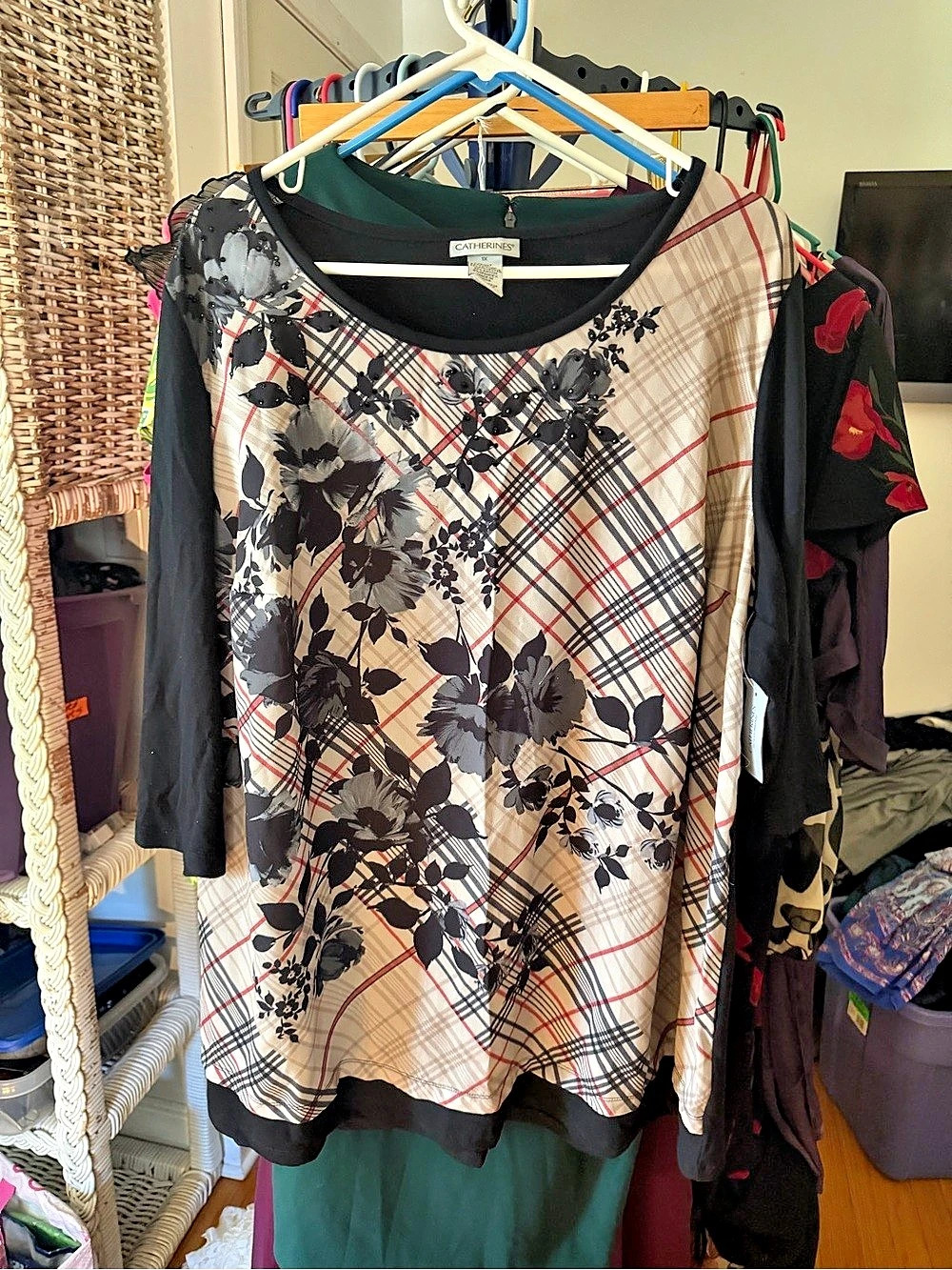 Catherines Plaid Floral Tunic in Black & White Size 1X NWT